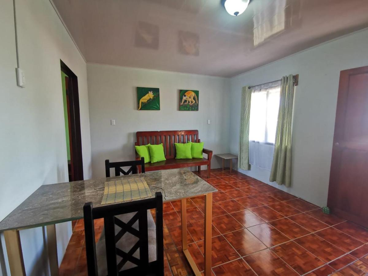 The Corner Airbnb Puerto Jiménez Extérieur photo
