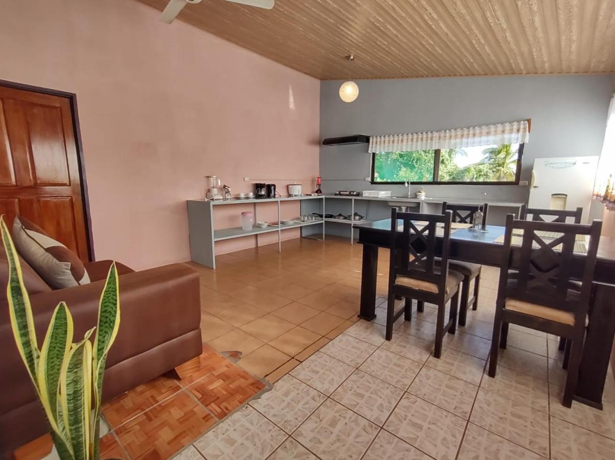 The Corner Airbnb Puerto Jiménez Extérieur photo