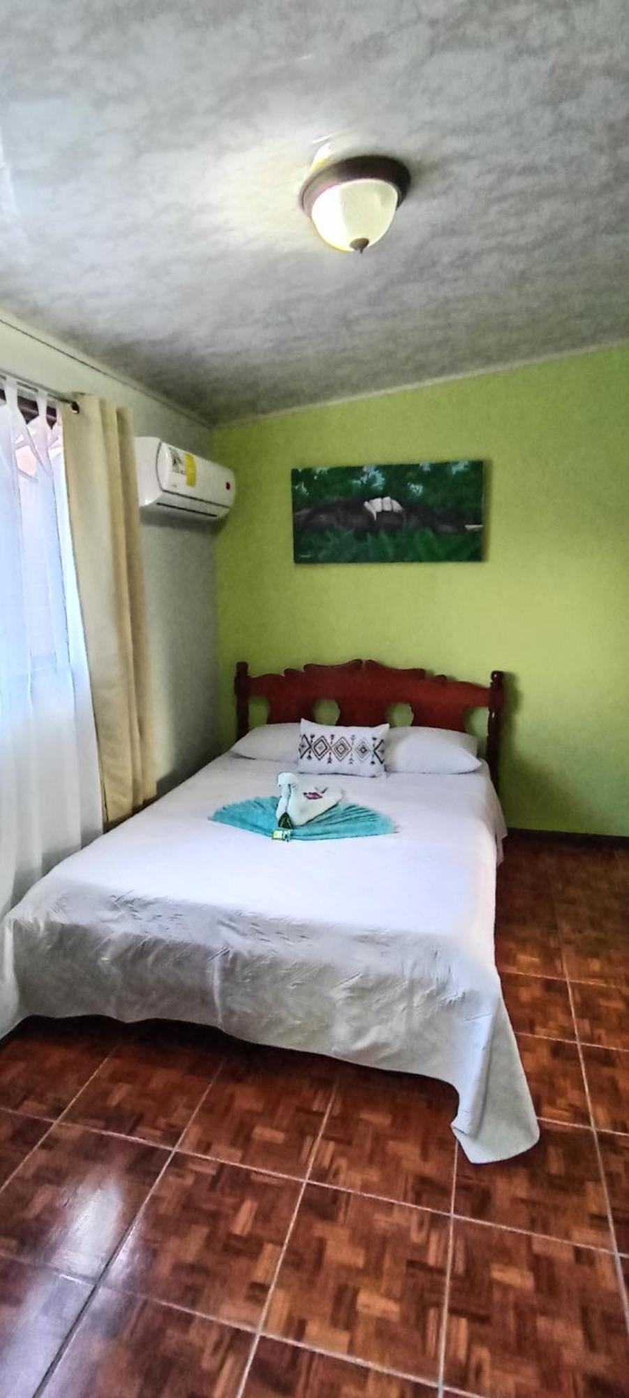 The Corner Airbnb Puerto Jiménez Chambre photo